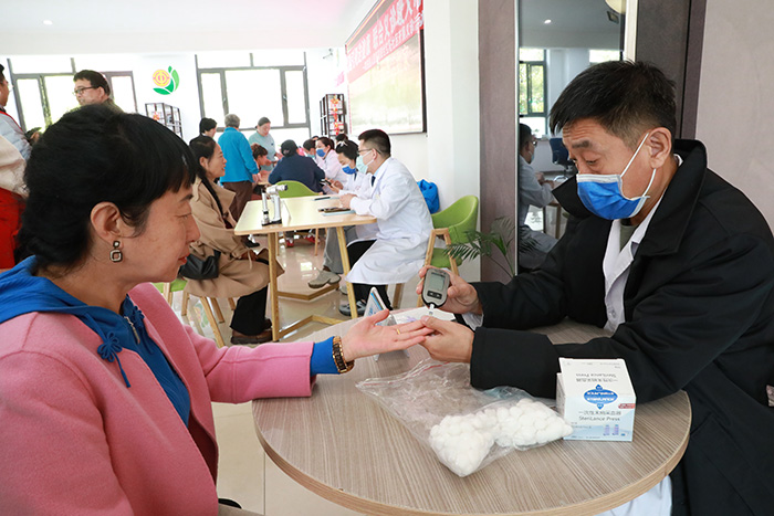 1760925166523948.jpg DE3A6074.jpg